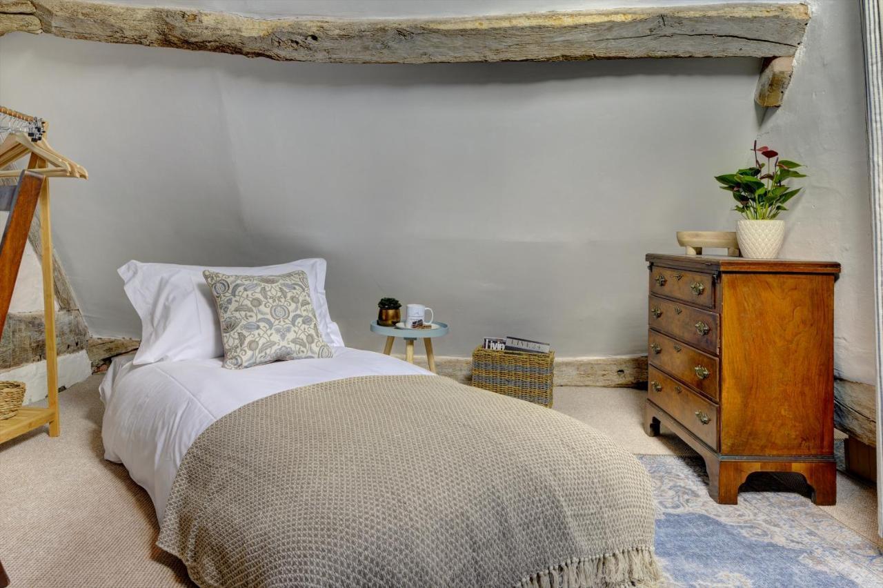 Loft Cottage By Spa Town Property - 2 Bed Tudor Retreat Near To Stratford-Upon-Avon, Warwick & Solihull Exteriör bild